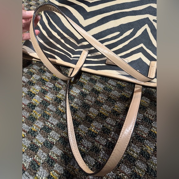 COACH Park Metro F26983 Black Tan Zebra Coated Canvas Tote Shoulder Bag 3 Charms - Picture 13 of 15